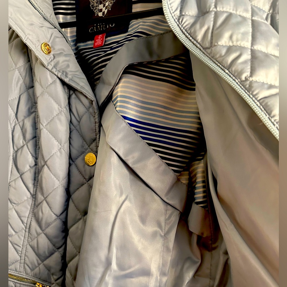 Vince Camaro Jacket in light blue/ sky blue color!! Gorgeous jacket - never worn
